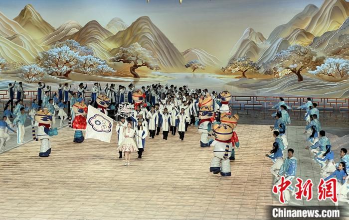 哈尔滨亚冬会开幕式上中国台北代表团入场 点亮