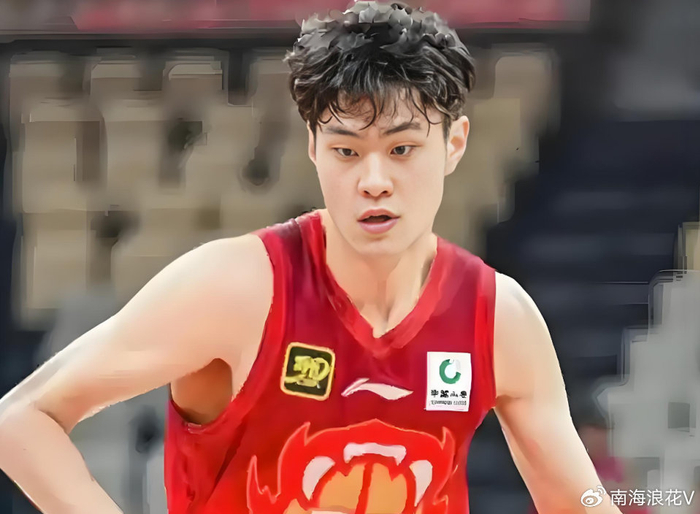 深圳队大胜广厦15分 王浩然砍32分引领进攻风暴