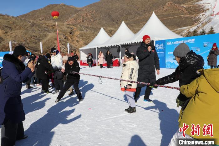 第九届中国残疾人冰雪运动季在呼和浩特启动 近