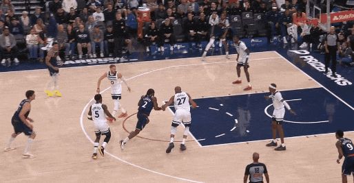 莱纳德45分强势突破戈贝尔防守压制森林狼