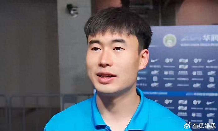 邓涵文国家队位置成谜，伊万战术布局引热议