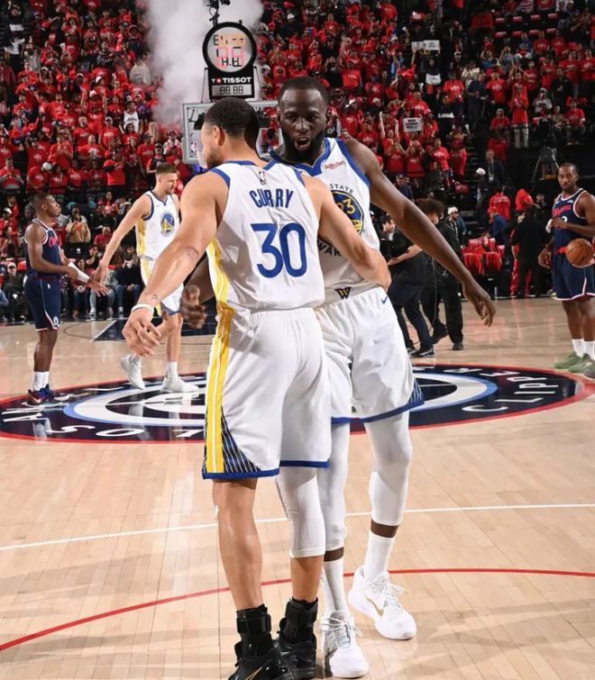 残阵勇士爆冷逆转快船 库里砍35分创附加赛纪录