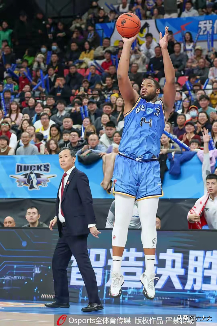 北京首钢季后赛一轮游引四重危机