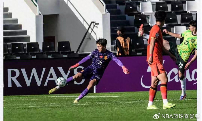 李昊神扑力保球门 青岛客场逼平辽宁铁人