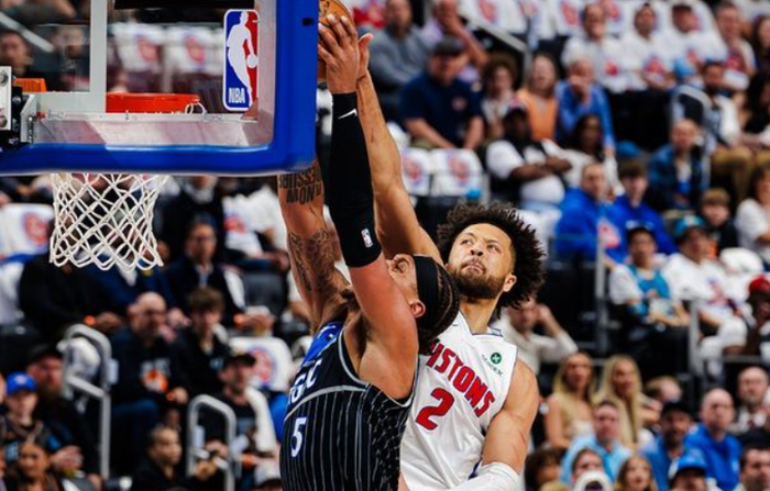 魔术力克活塞系列赛2-1领先 康宁汉姆失误成关键